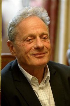 András Bálint interpreta Sierk