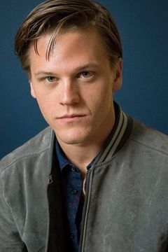 Austin R. Grant interpreta Hipster Guy