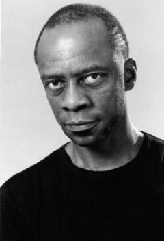 Alain Aithnard interpreta L'Africain