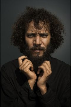Ahmed Hammoud interpreta Marido Amira