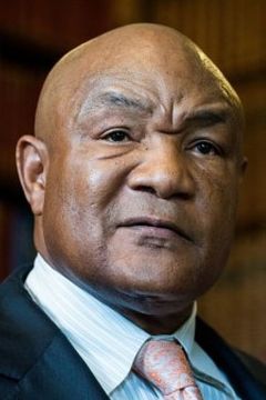 George Foreman interpreta Himself