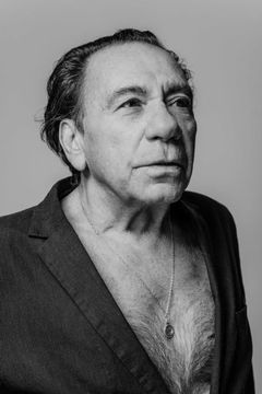 Larry Fleischman interpreta Full Monty