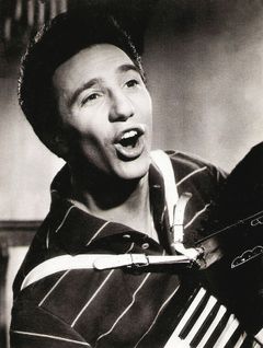 Rocco Granata interpreta Signor Ficchi