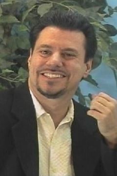 Jay Rossi interpreta Deputy