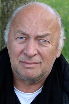 Wolfgang Müller interpreta Herbert Huber