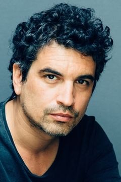 Stéphane Metzger interpreta Sylvain