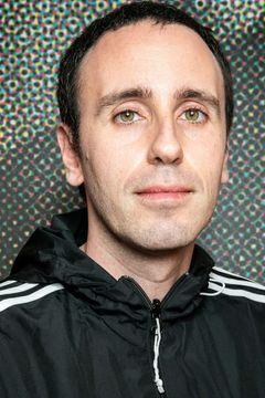 Zerocalcare interpreta Sé stesso