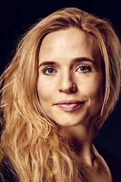 Lea Baastrup Rønne interpreta Fie