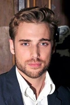 Dustin Milligan interpreta Drawing Boy