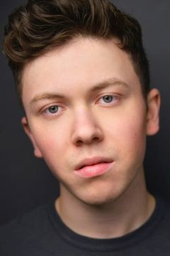 Ethan Haberfield interpreta Pool Party Boy