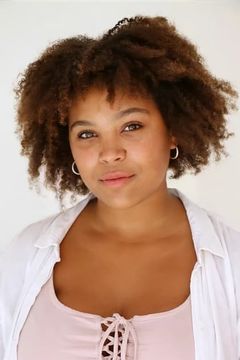 Hannah Gonera interpreta Samsara Woods