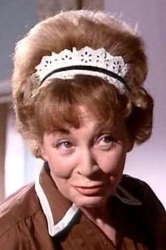 Hana Maria Pravda interpreta Mrs Kaprov