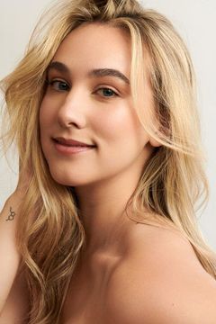 Sarah Helbringer interpreta Mary Kathryn
