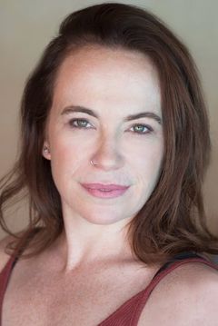 Charlotte Gulezian interpreta Ringleader (voice)