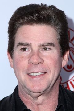 Ralph Garman interpreta Stormtrooper