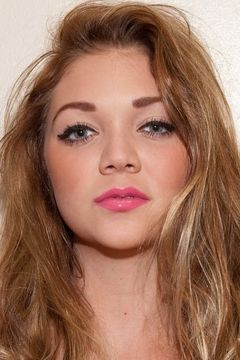 Jessie Andrews interpreta Daisy