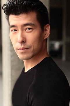 Kevan Ohtsji interpreta Mr. Tanaka