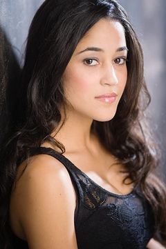 Merren McMahon interpreta Emma