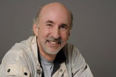 Robert Getter interpreta American Statesman