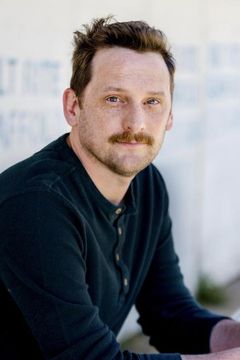 Garrett Graham interpreta Trial Amity Allegiant Member