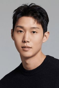 Ahn Hyun-ho interpreta Lee Jun-oh