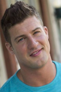 Ryan Nemeth interpreta Gino Hernandez