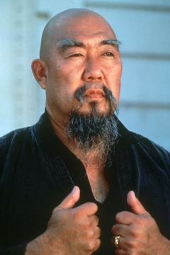 Gerald Okamura interpreta Wing Kong Hatchet Man
