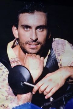 Claudio Del Falco interpreta Ryder