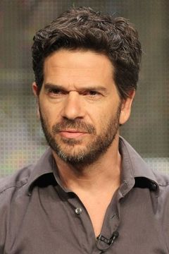 Ishai Golan interpreta Ben'Benny' Rephael