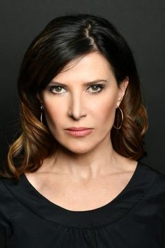 Ronni Ancona interpreta Wanda