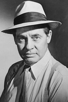 Frank Overton interpreta Sheriff Heck Tate