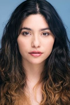 Gabriela Torres interpreta Intern