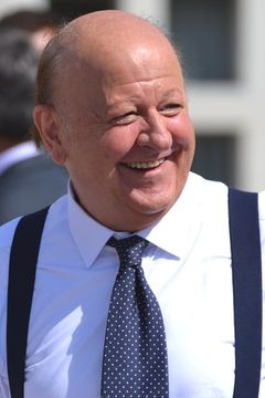 Massimo Boldi interpreta Franco Melis