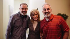 Beth Moore interpreta Beth