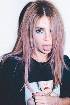 Alison Wonderland interpreta Club DJ