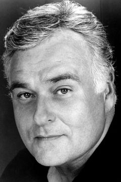 Charles Cioffi interpreta Vito Genovese