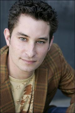 Hal B. Klein interpreta Shenky