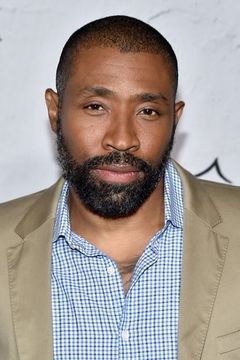 Cress Williams interpreta Lavon Hayes