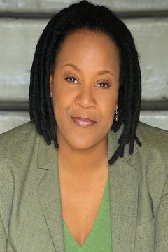 Del Hunter-White interpreta DC Female Security Guard