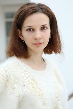 Mariya Smolnikova interpreta Katya