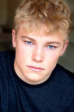 Jimmy'Jax' Pinchak interpreta Peter Wiggin