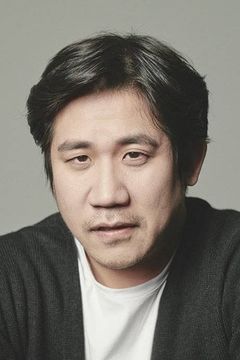 Ji Nam-hyuk interpreta Tokyo Control Center member