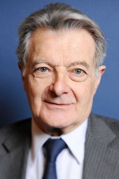Philippe Laudenbach interpreta De Rostiviec