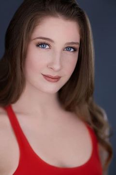 Marissa O'Donnell interpreta Tara