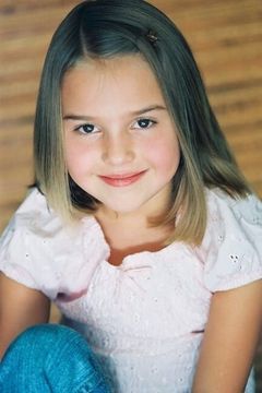 Hailey Noelle Johnson interpreta Little Girl