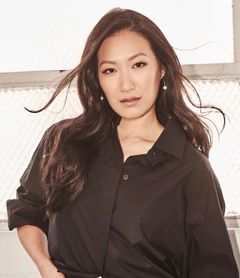 Kara Wang interpreta Lt. Callie'Halo' Bassett