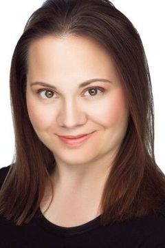 Cassandra Newman interpreta Panicked Shopper