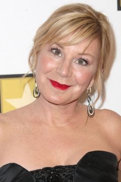 Chloe Webb interpreta Monica Gallagher