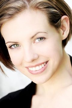 Kelly Burke interpreta Air Force Security