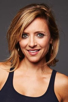 Christine Lakin interpreta Francie McPhillips